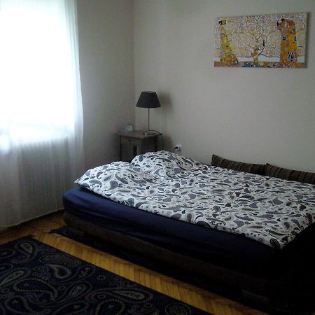 Home Away Apartment Budapest Szoba fotó